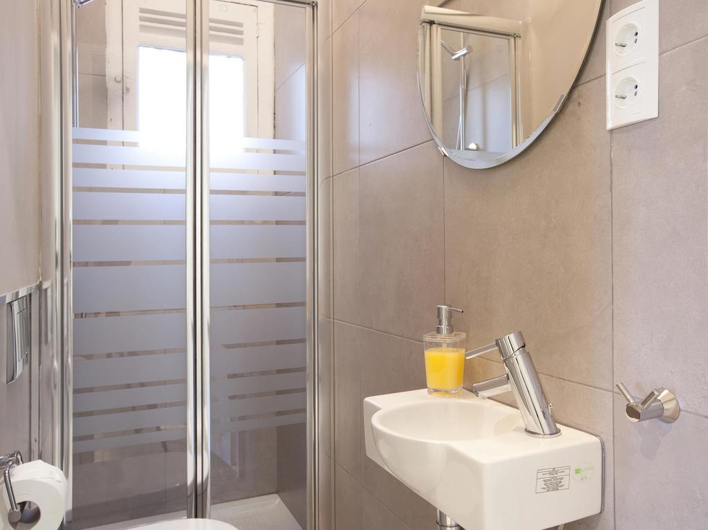 Enjoy Apartments Sofia Barcelona Phòng bức ảnh