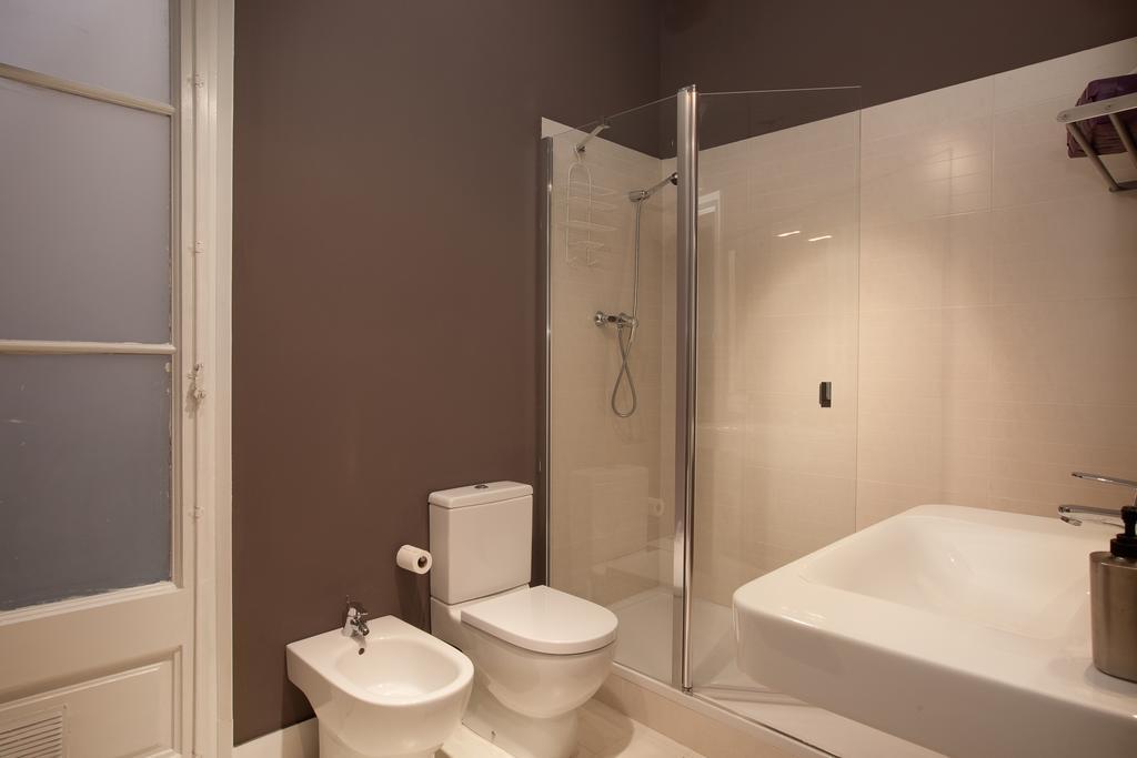 Enjoy Apartments Sofia Barcelona Phòng bức ảnh
