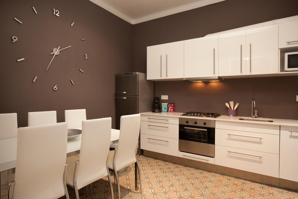 Enjoy Apartments Sofia Barcelona Phòng bức ảnh