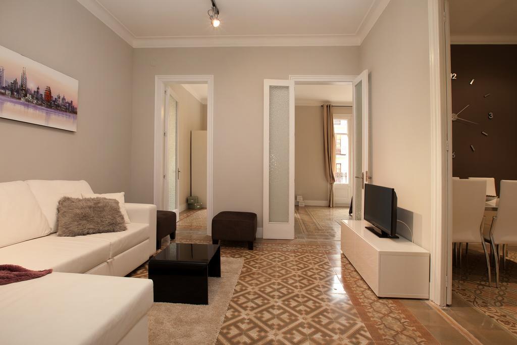 Enjoy Apartments Sofia Barcelona Phòng bức ảnh